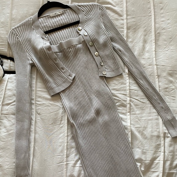 437 Ribbed Set - Picture 2 of 4